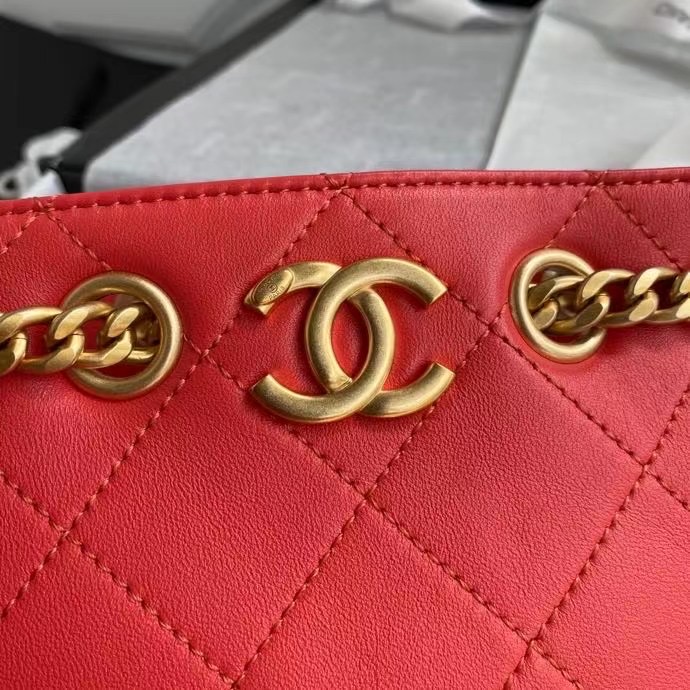 Chanel Lambskin bucket bag AS2381 red