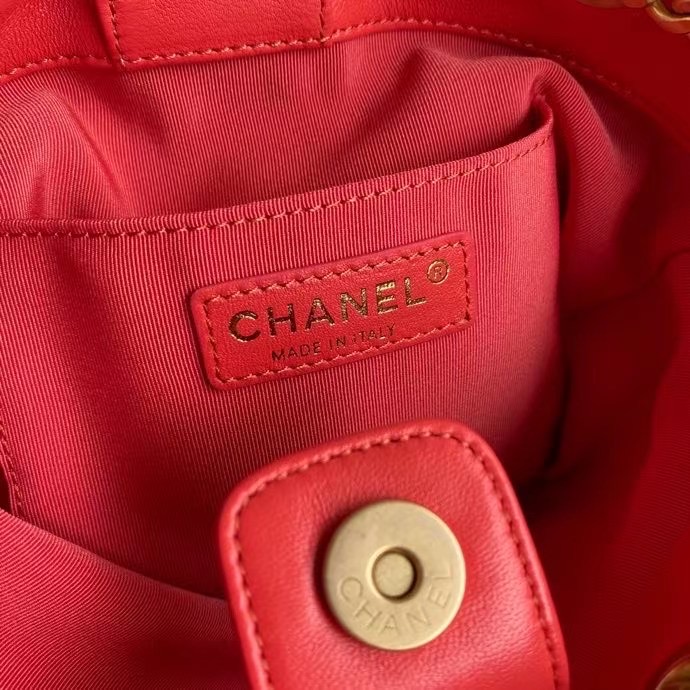 Chanel Lambskin bucket bag AS2381 red