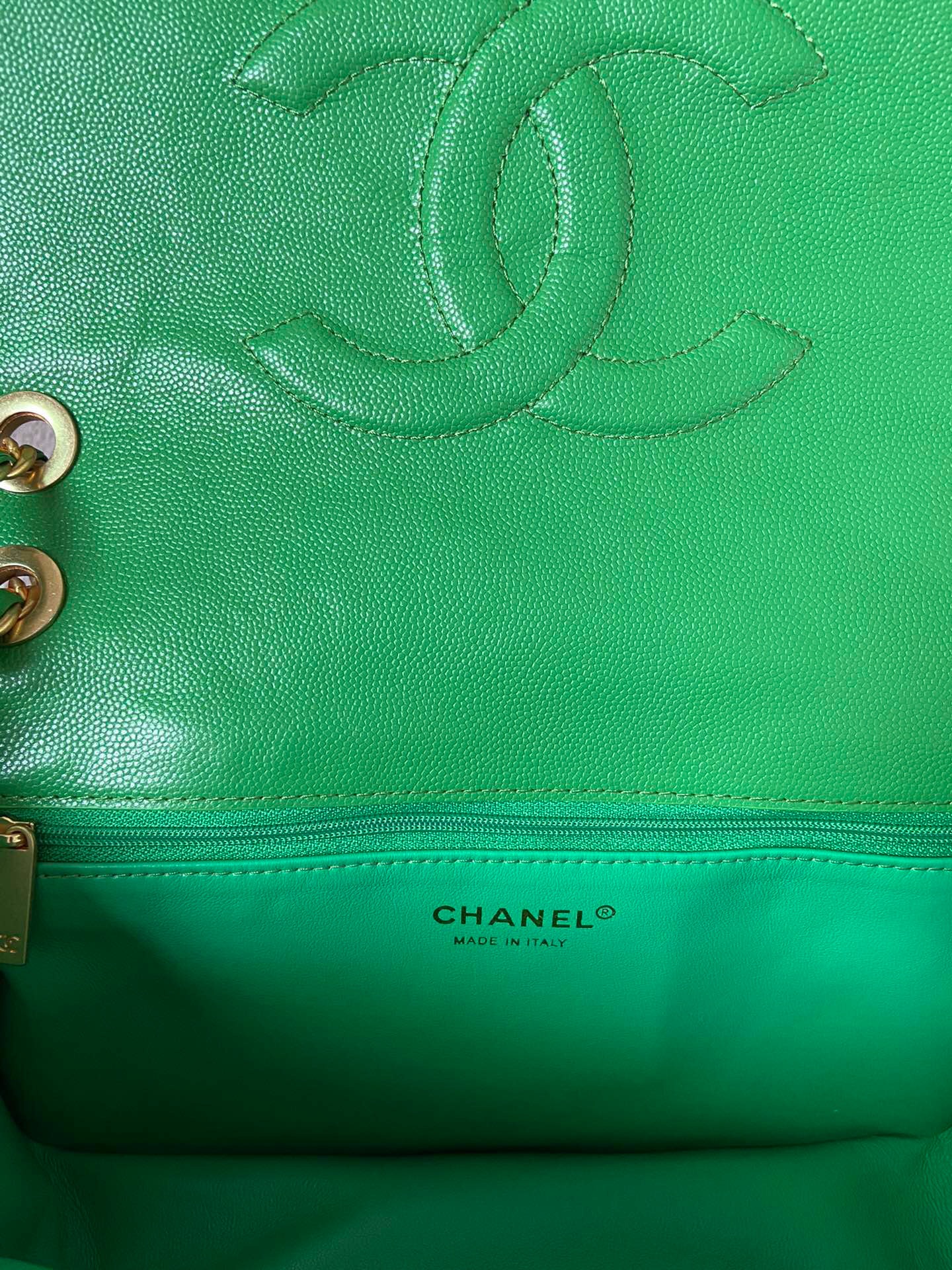 Chanel flap bag Grained Calfskin AS2358 green