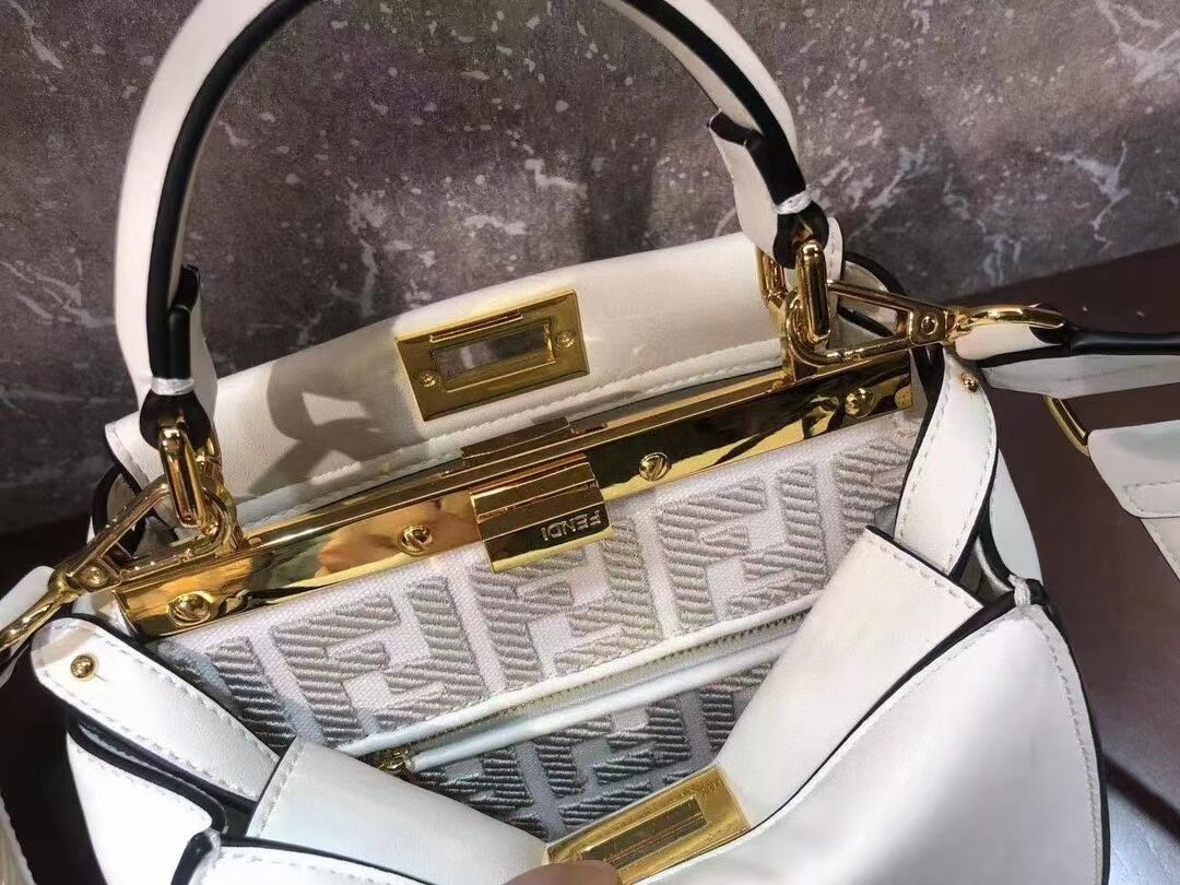 FENDI PEEKABOO ISEEU SMALL leather bag F1615 white