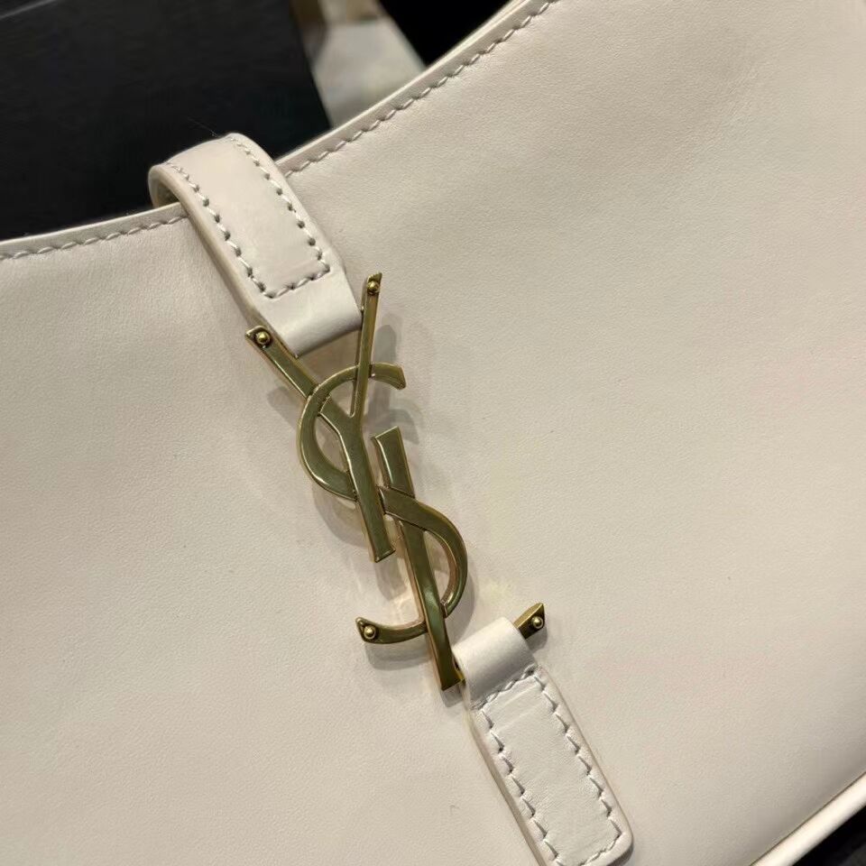 YSL TOP HANDLE BAG IN SHINY LEATHER Y687228 white