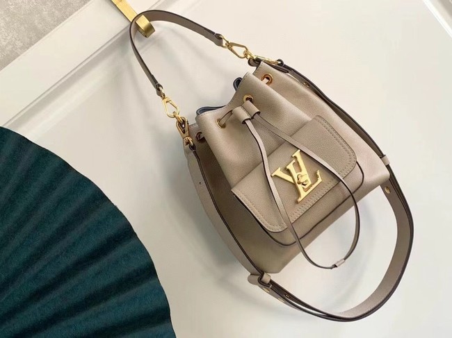 Louis Vuitton LOCKME BUCKET M57687 Greige