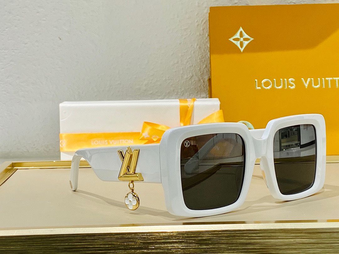 Louis Vuitton Sunglasses Top Quality LV8921