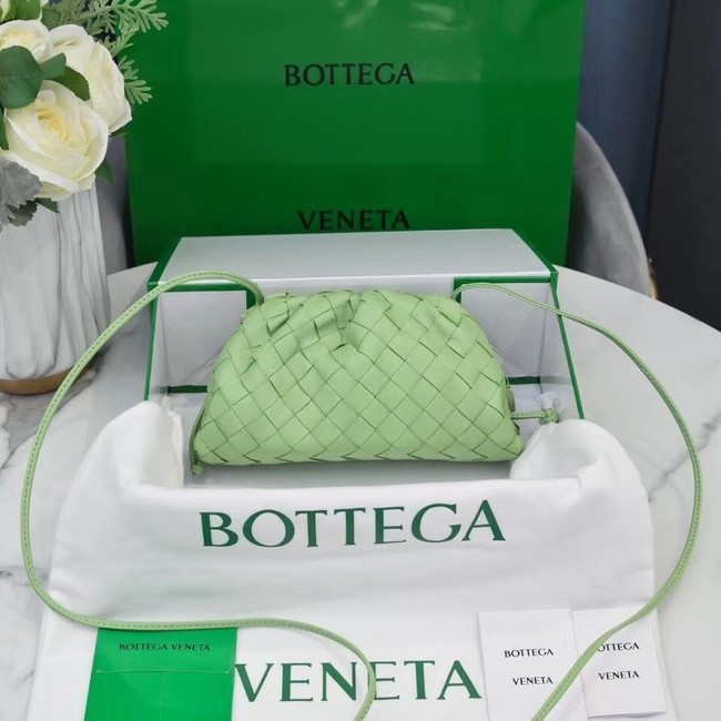 Bottega Veneta MINI POUCH 585852 light green