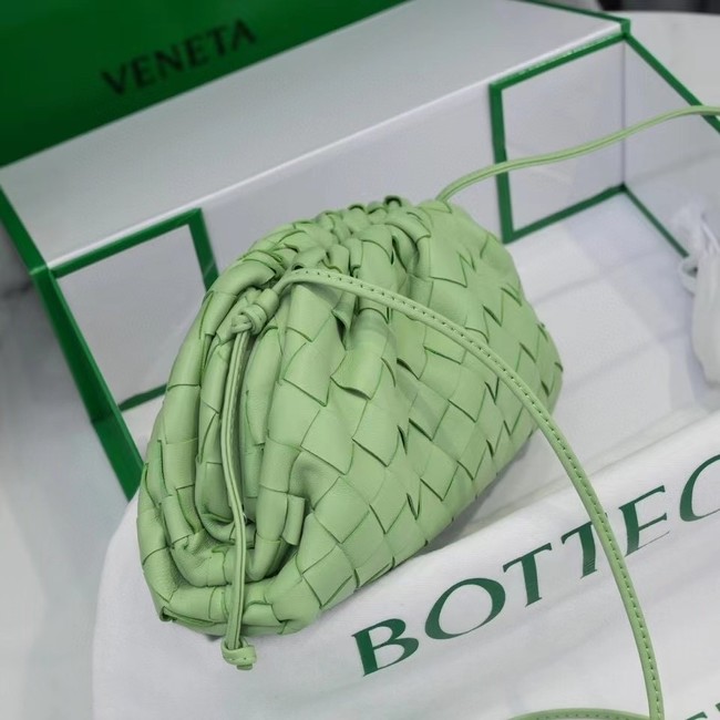 Bottega Veneta MINI POUCH 585852 light green