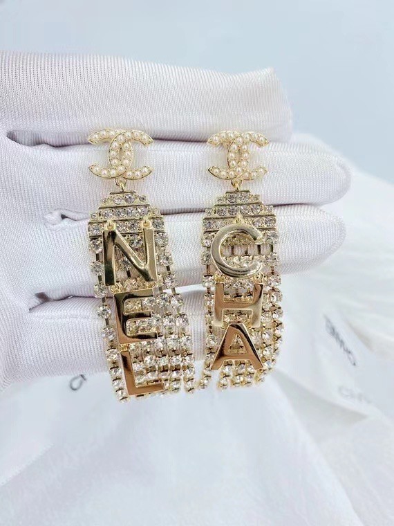 Chanel Earrings CE6684