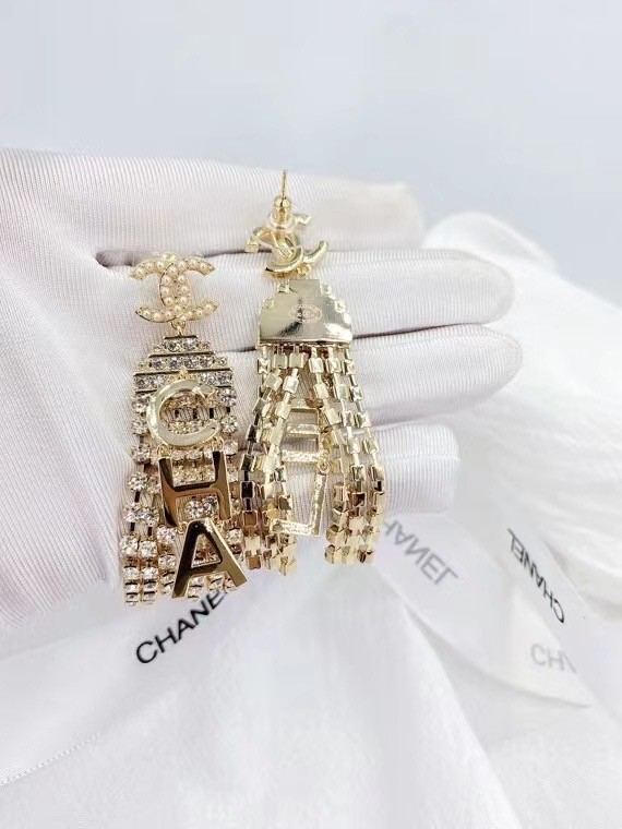 Chanel Earrings CE6684