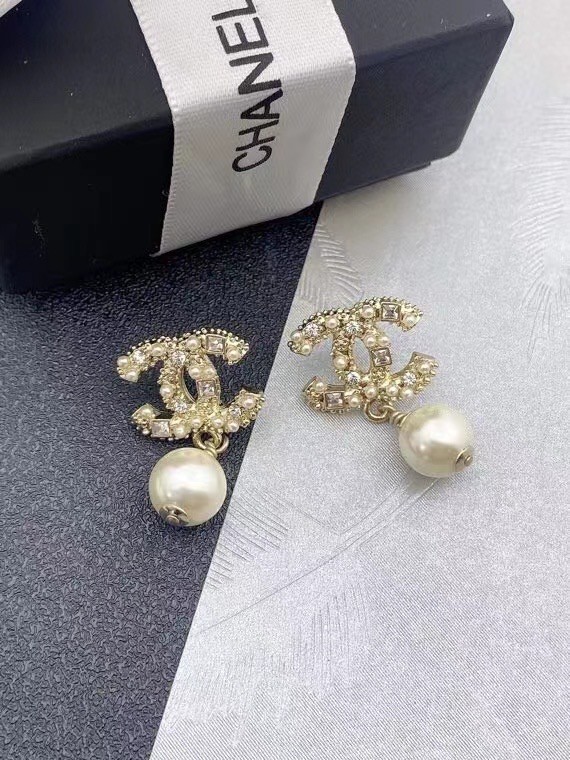 Chanel Earrings CE6685