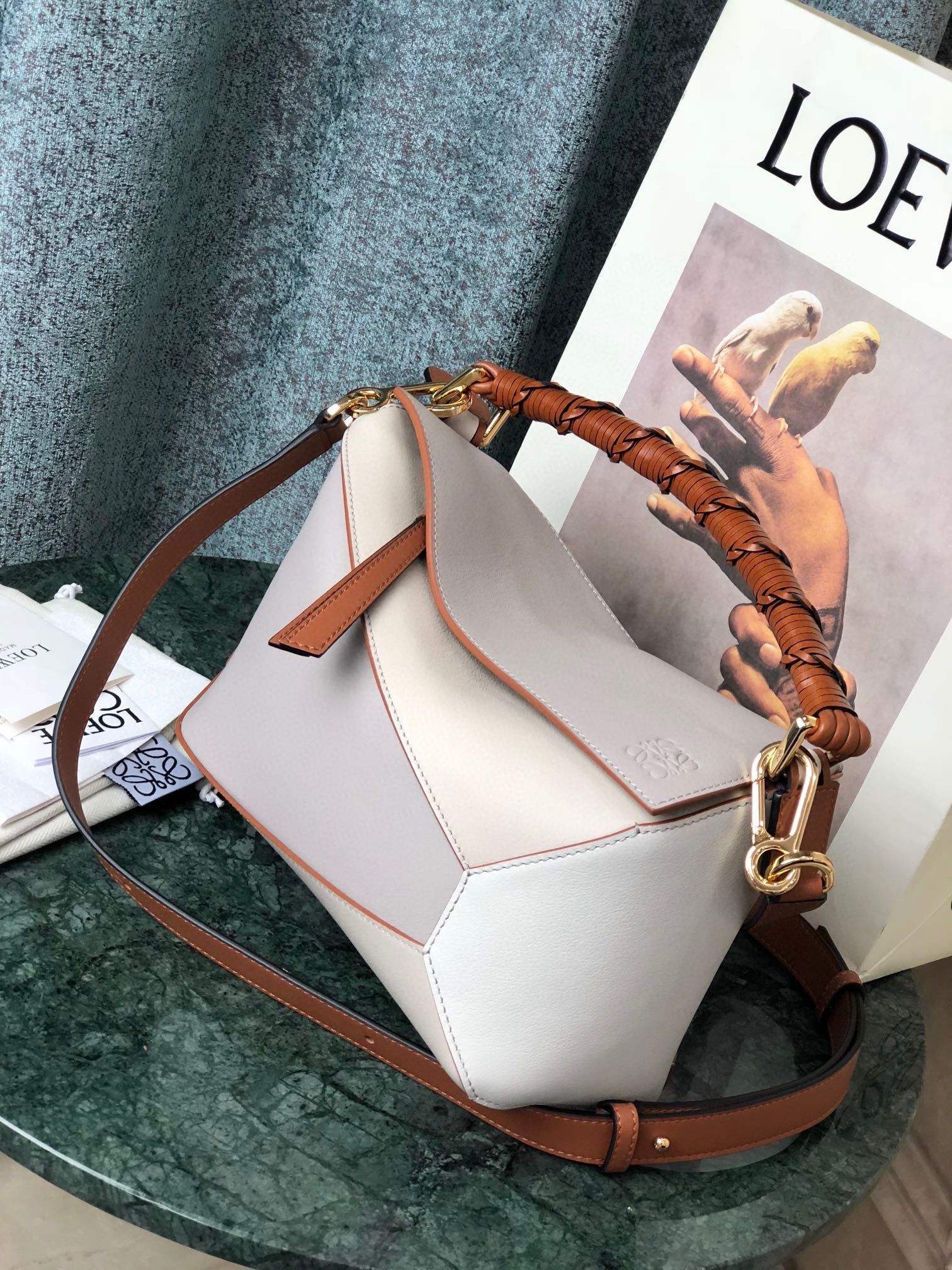 Loewe Puzzle Bag Original Leather 061836 Cream