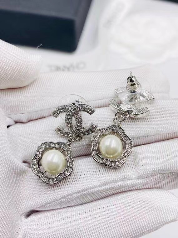 Chanel Earrings CE6900