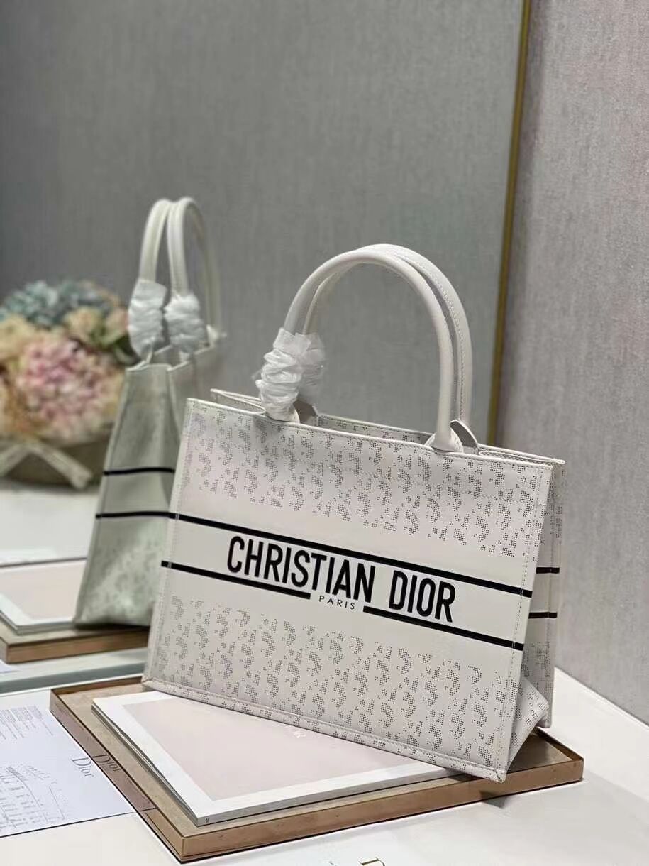 DIOR BOOK TOTE leather Constellation Embroidery M1296ZR white