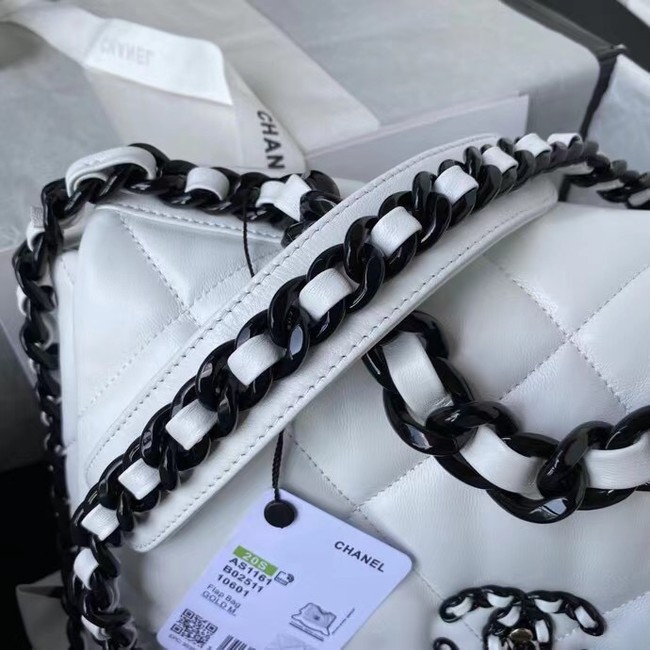 CHANEL Lambskin 19 Flap Bag AS1160 AS1161 black&white