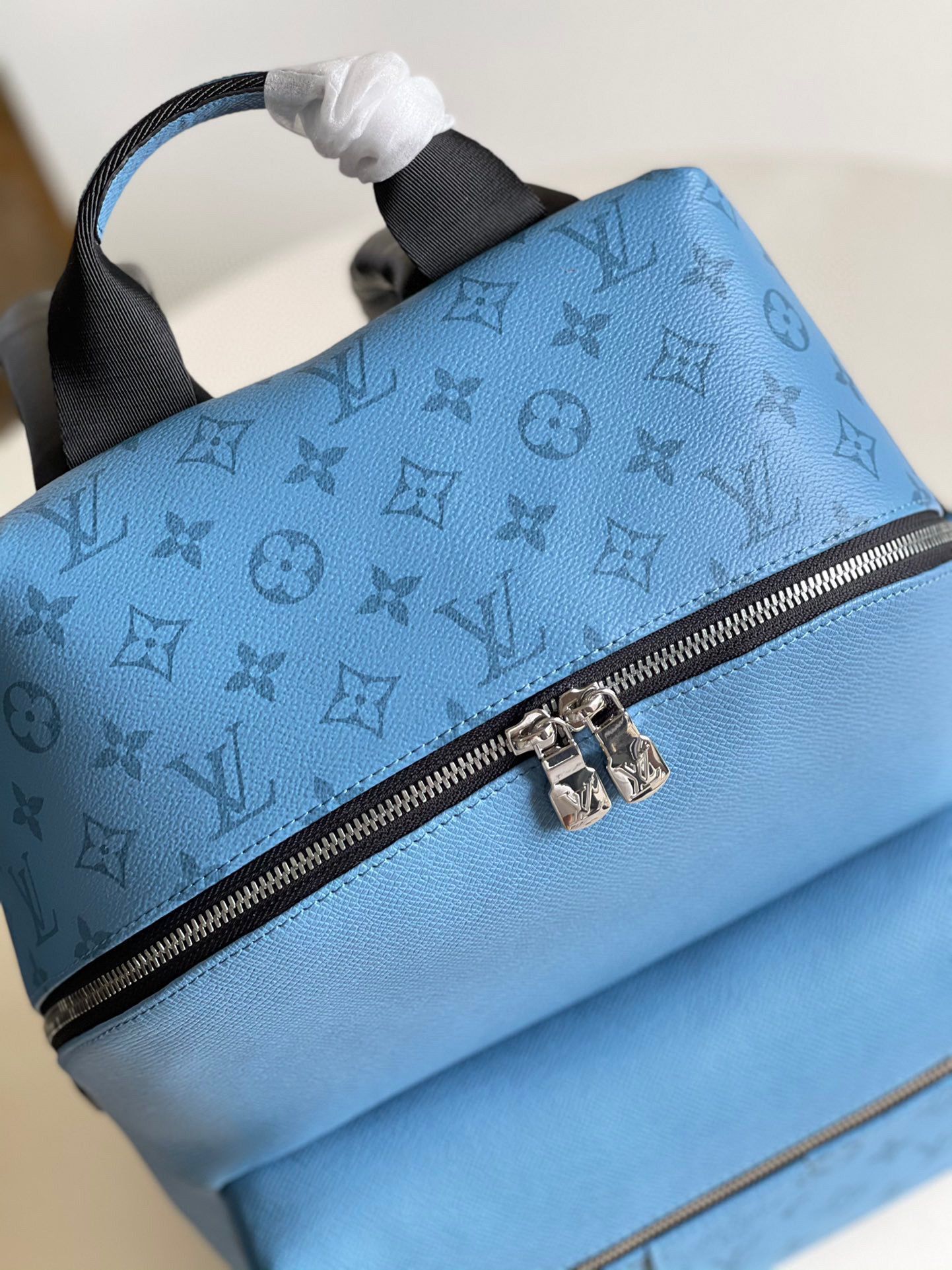 Louis Vuitton DISCOVERY BACKPACK M30747 Blue