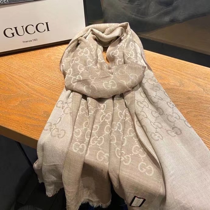 Gucci scarf Wool&Cashmere 33664-1