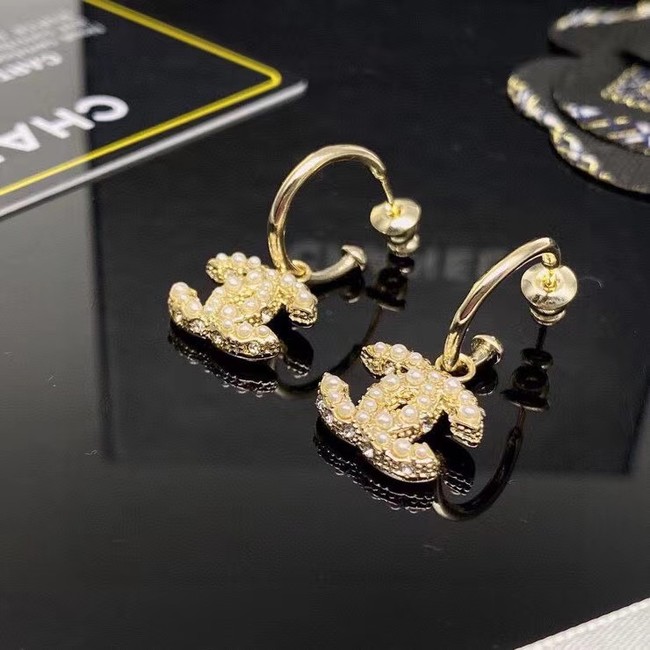 Chanel Earrings CE7000