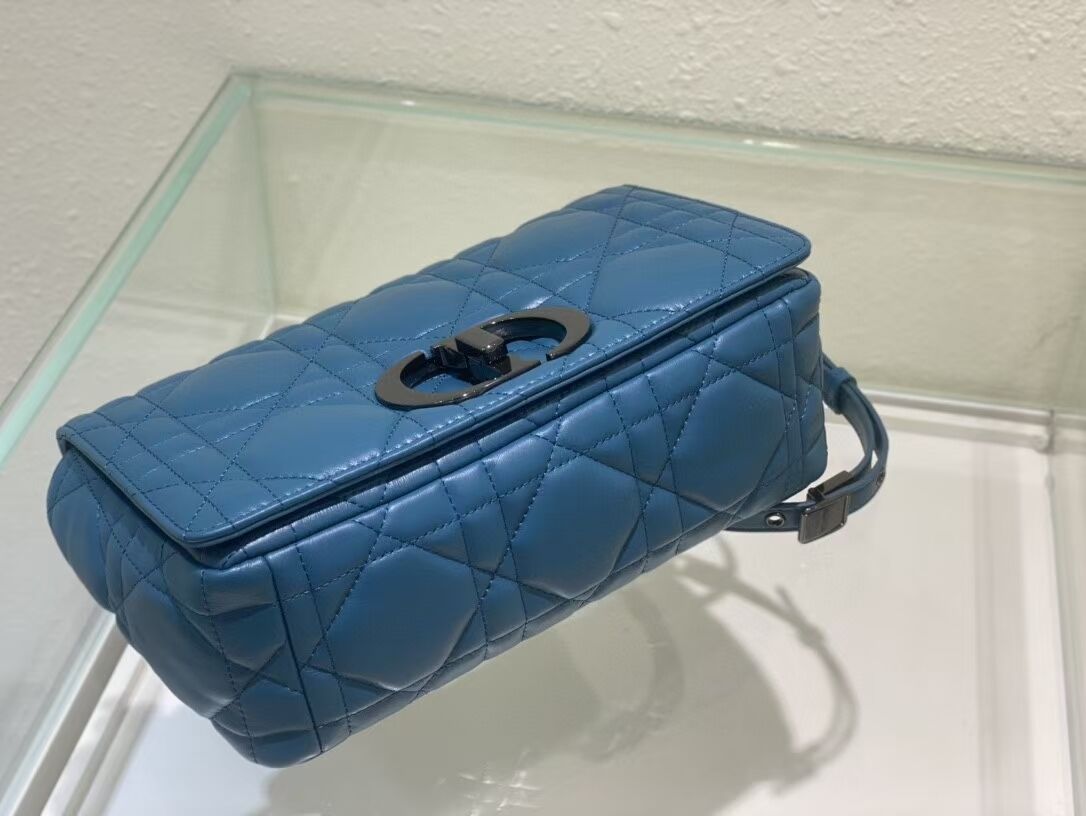 MEDIUM DIOR CARO BAG Gradient Cannage Lambskin M9242WN blue