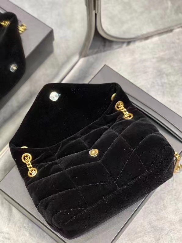 Yves Saint Laurent PUFFER SMALL BAG IN VELVET AND LAMBSKIN 747627 black