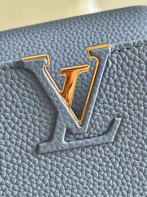 Louis Vuitton CAPUCINES BB M58726 Dusk Blue