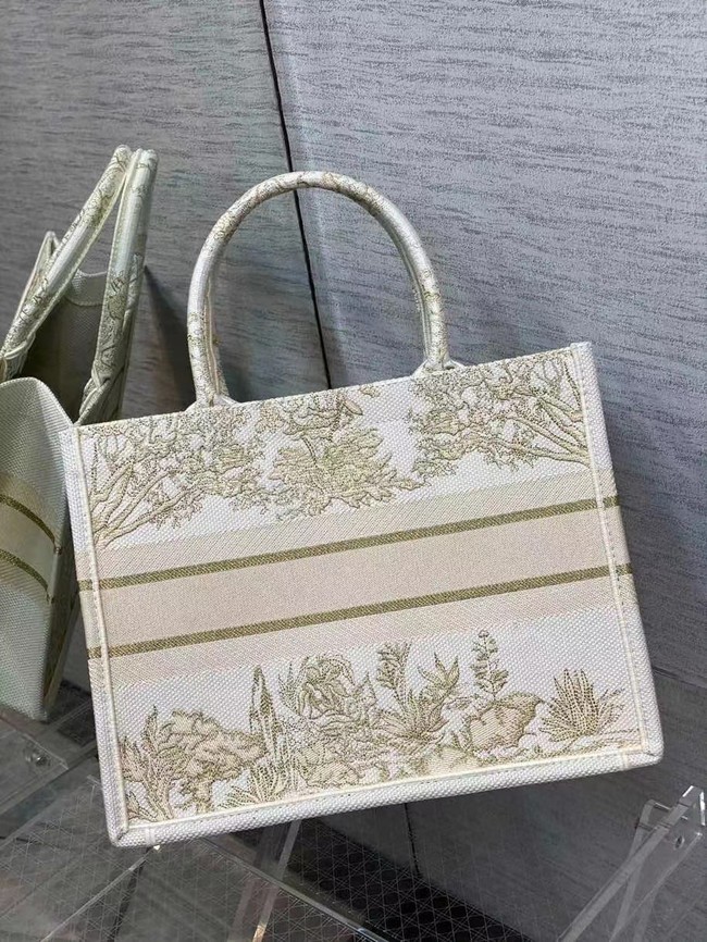 SMALL DIOR BOOK TOTE Embroidery C1287-7 cream