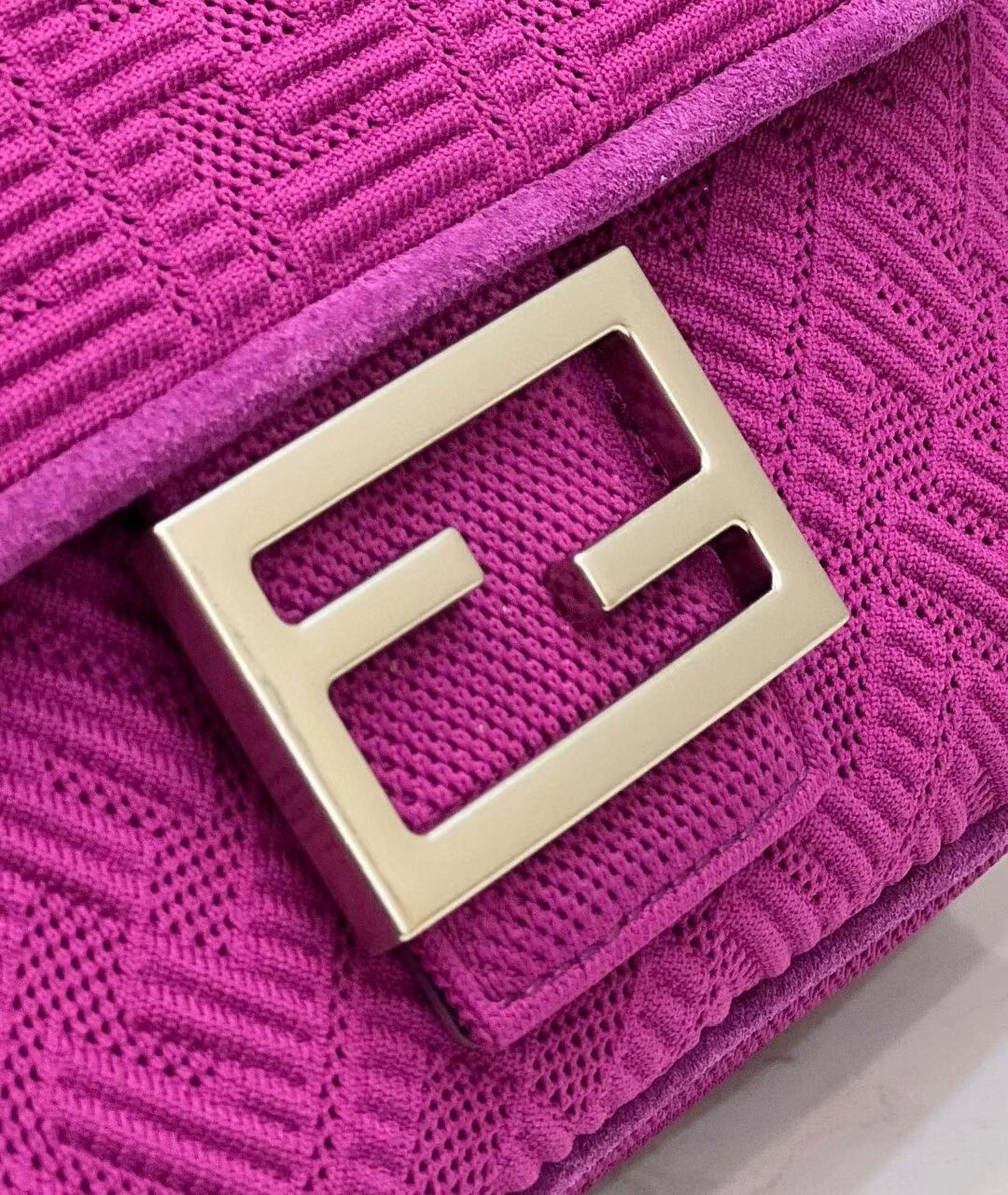 FENDI MIDI BAGUETTE CHAIN FF fabric bag 8BR793 Purple