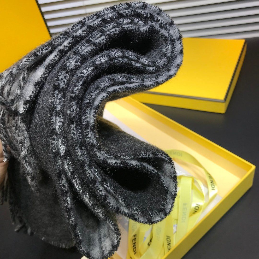 Fendi Scarf F00008