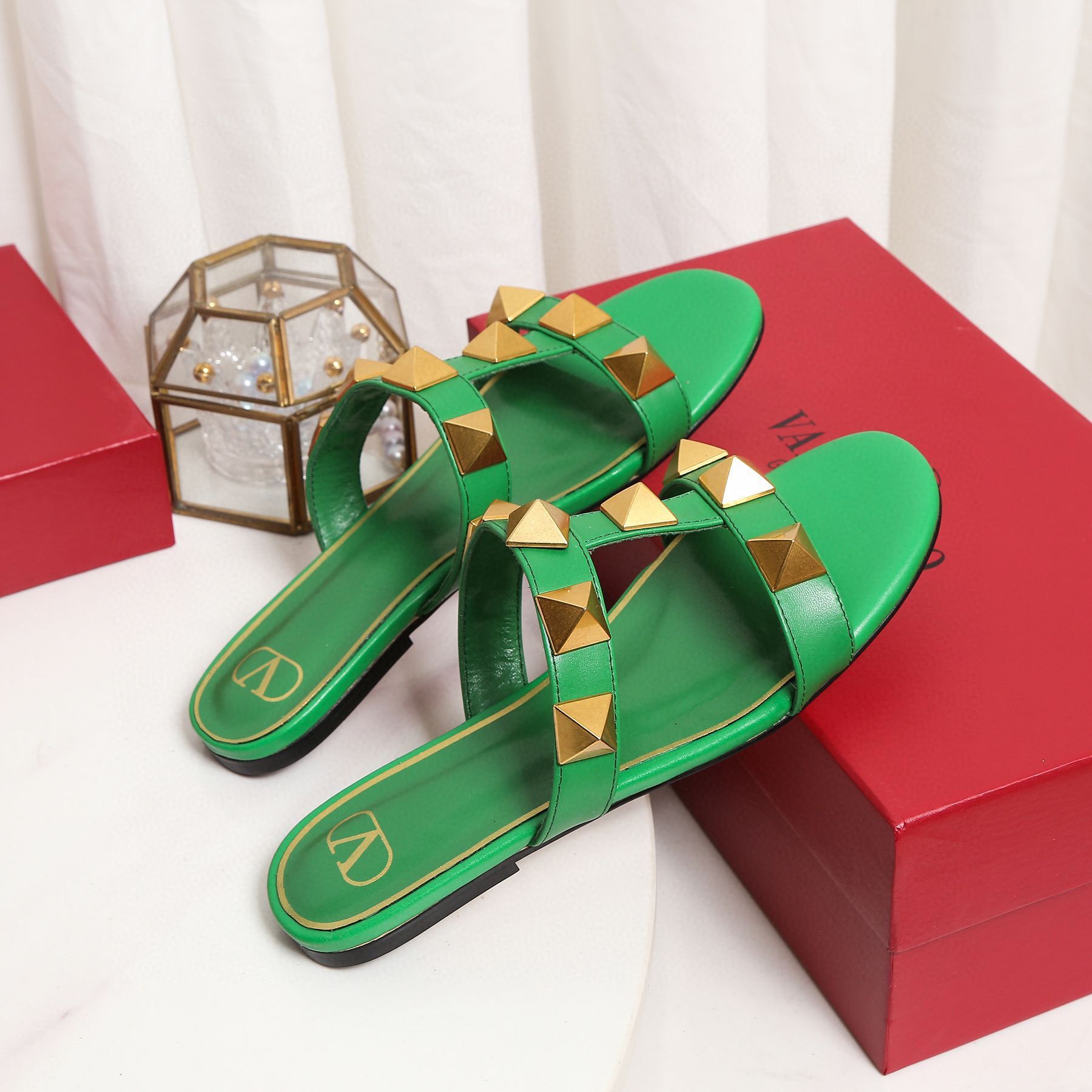 Valentino Slippers Shoes V62318 Green