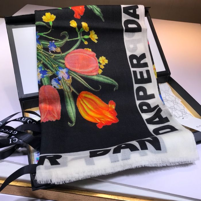 Gucci Scarf G00132