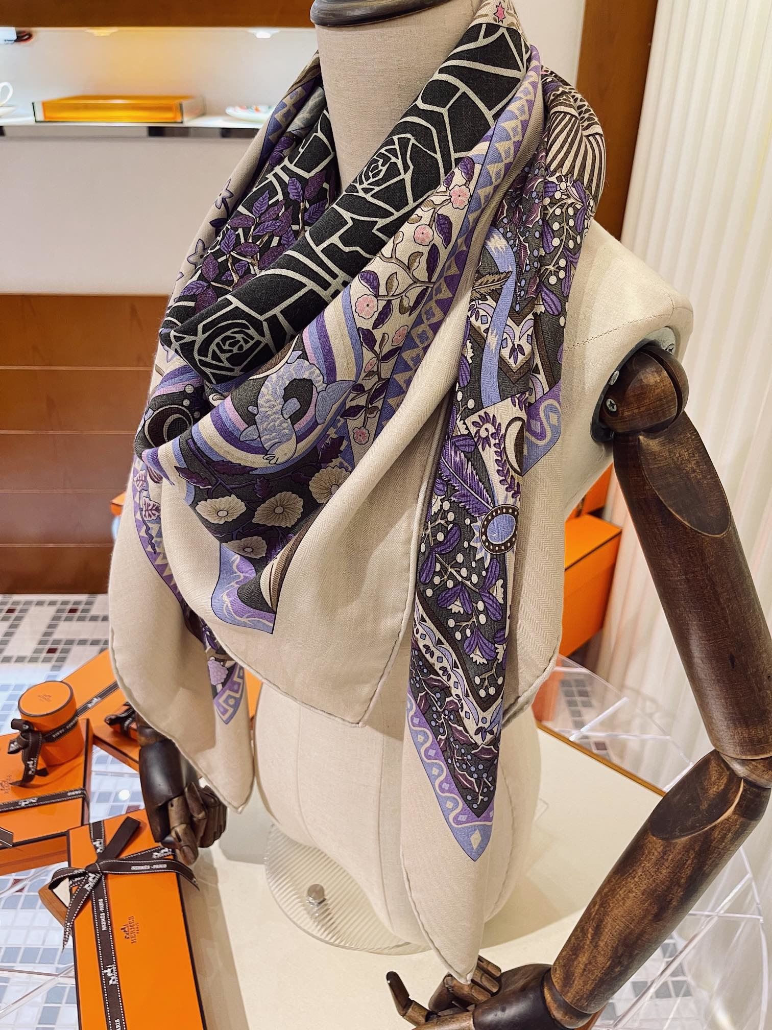 Hermes Scarf H00029