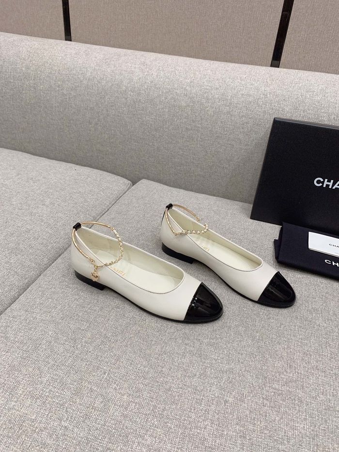 Chanel shoes CH00024