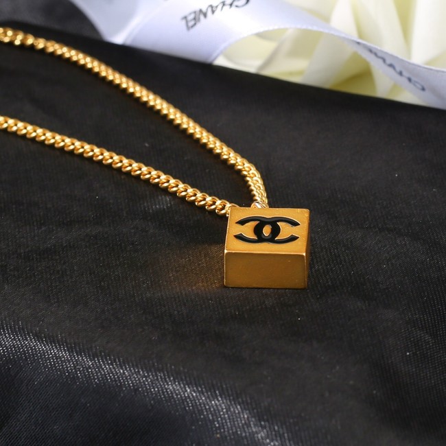 Chanel Necklace CE7430