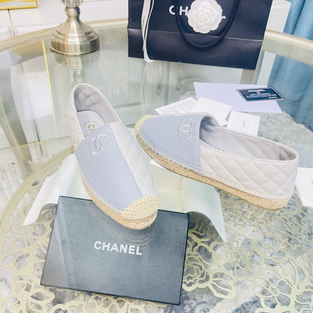 Chanel shoes CH00216