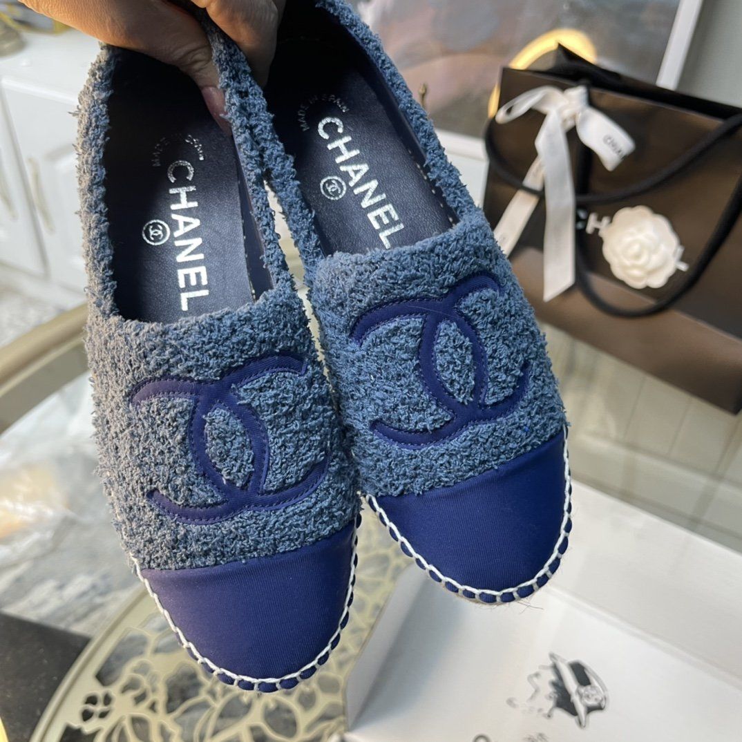 Chanel shoes CH00219