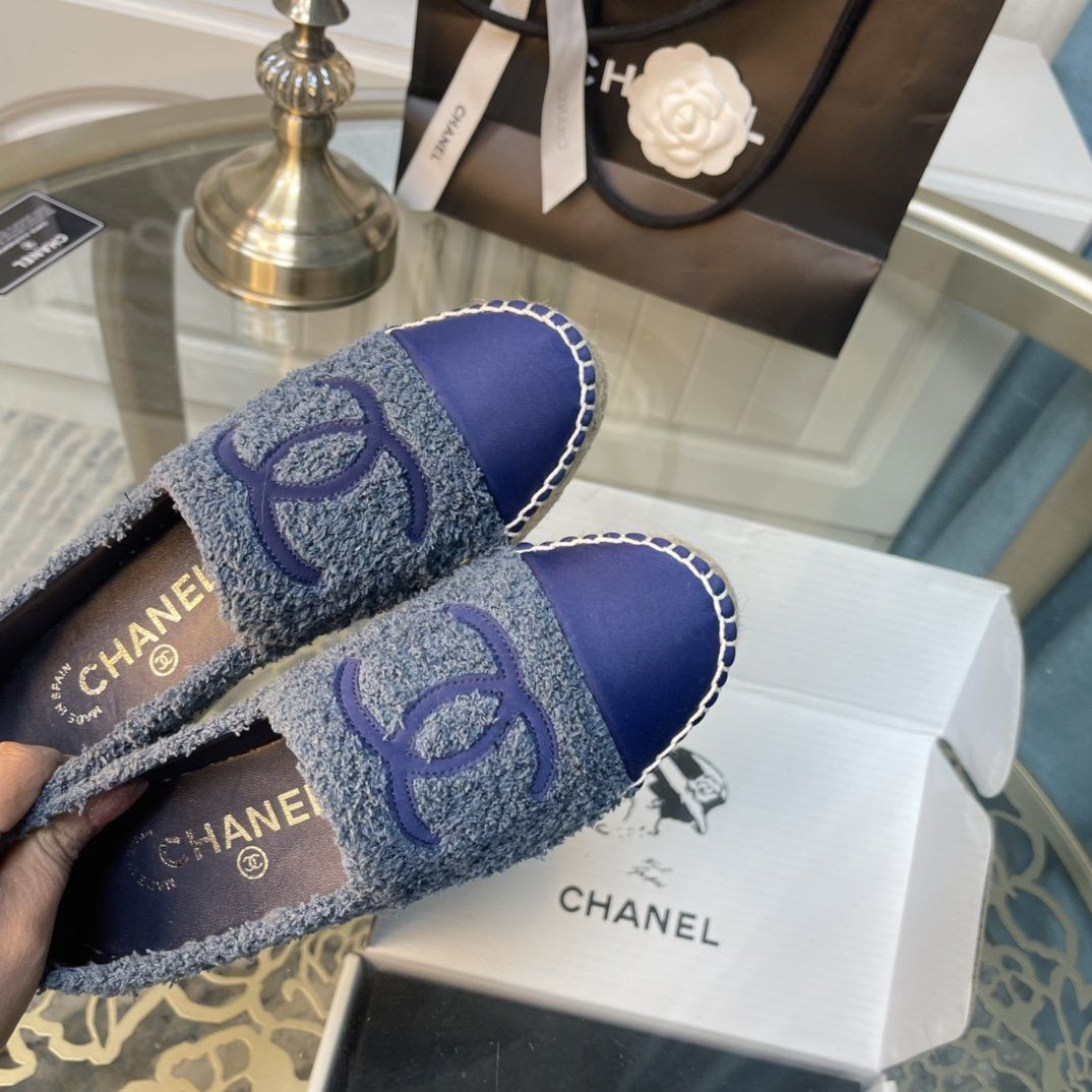 Chanel shoes CH00219