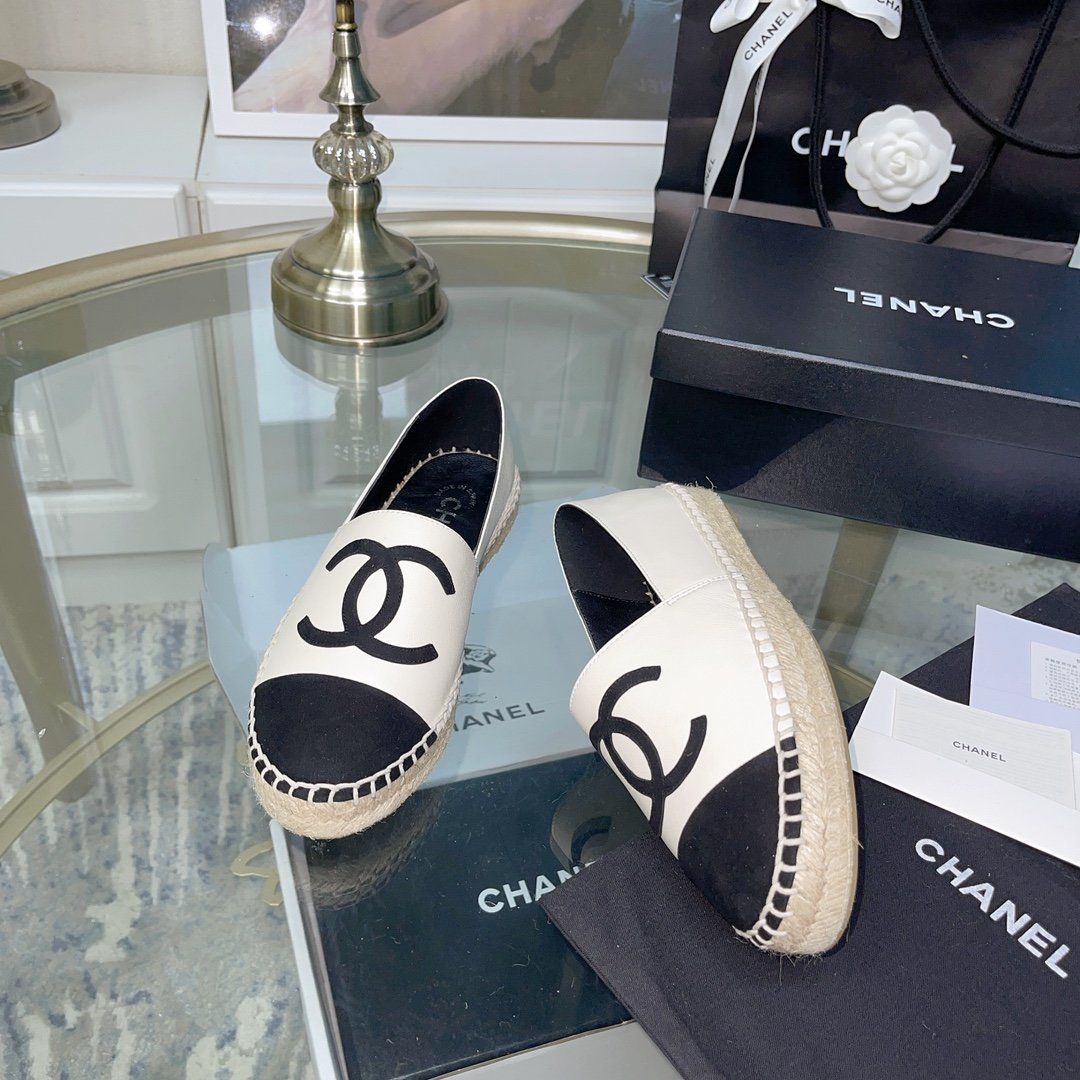 Chanel shoes CH00222