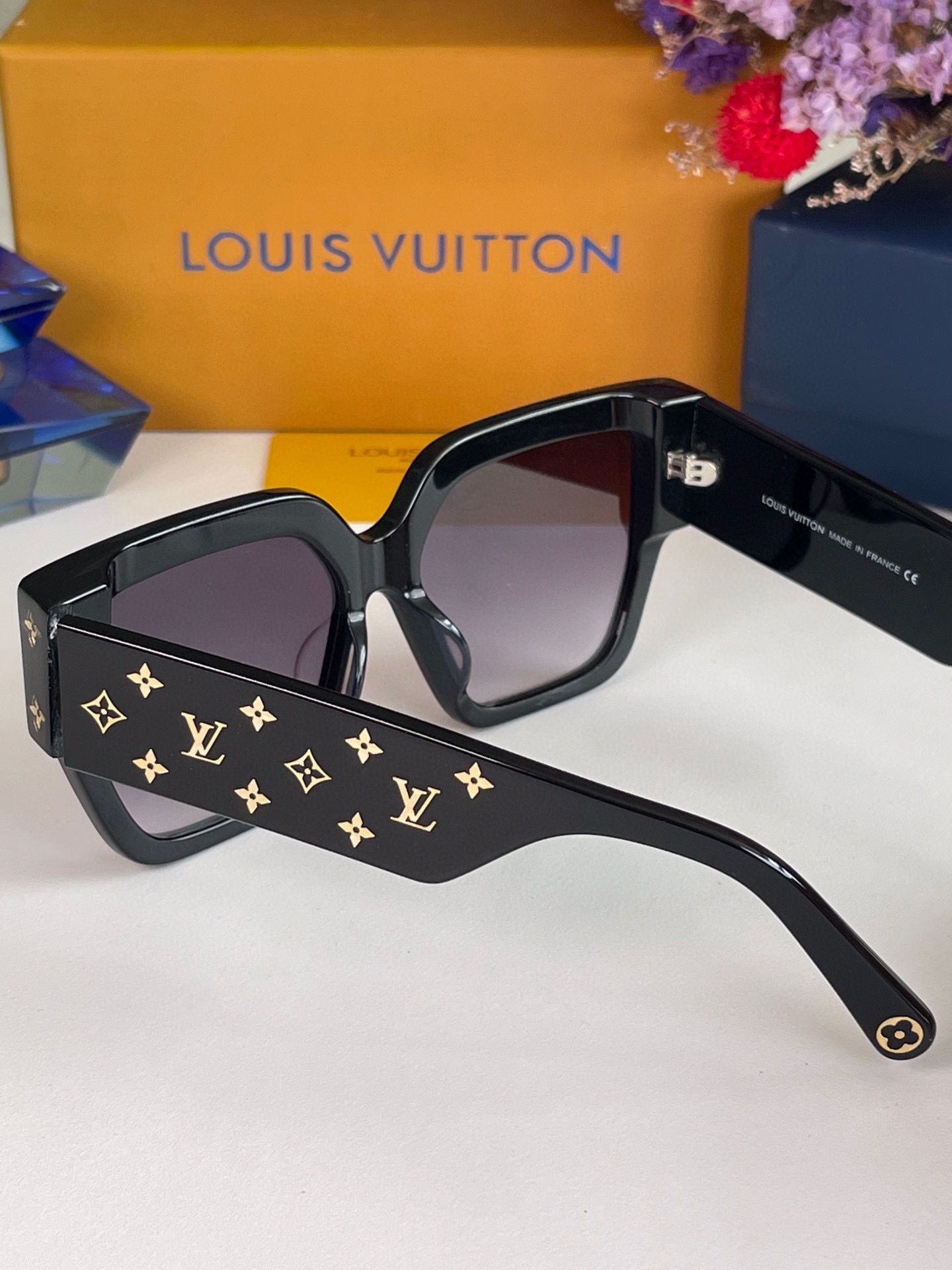 Louis Vuitton Sunglasses Top Quality LV8924