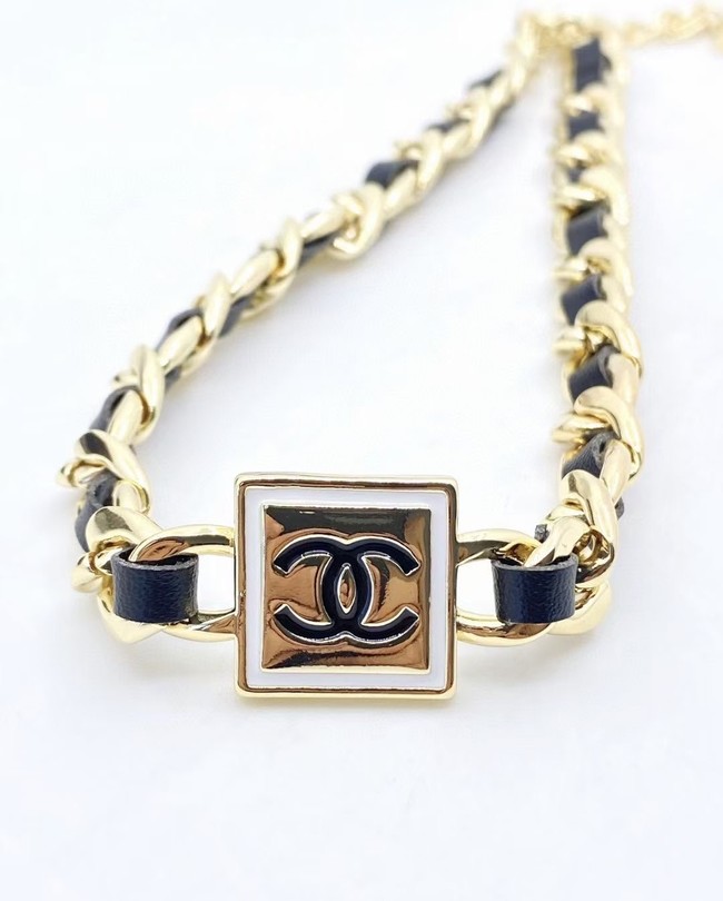 Chanel Necklace CE8026