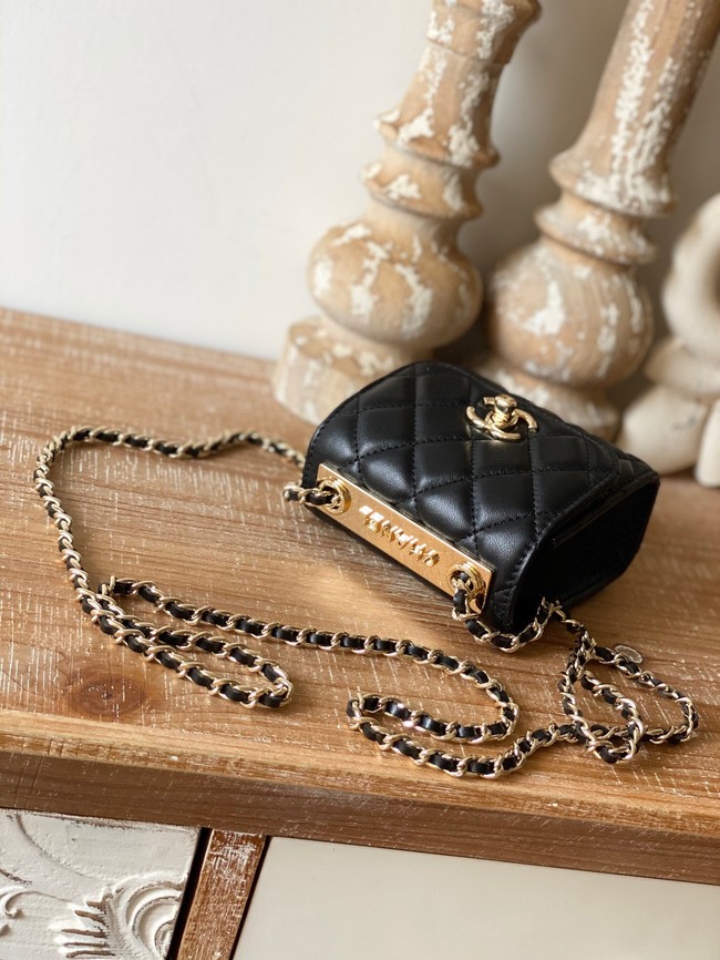 Chanel mini Shoulder Bag Lambskin & Gold-Tone Metal 88631 black