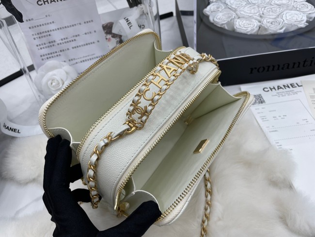 CHANEL HANDBAG Grained Calfskin&Gold-Tone Metal AP3222 white