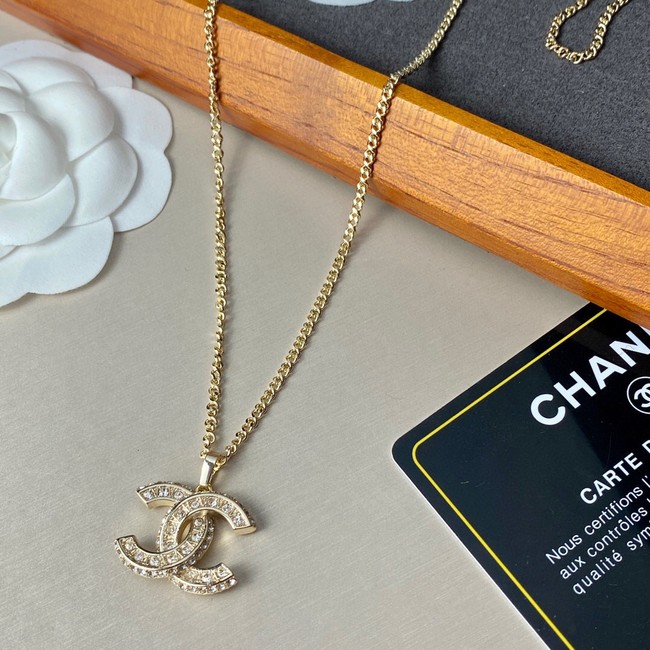 Chanel Necklace CE8048