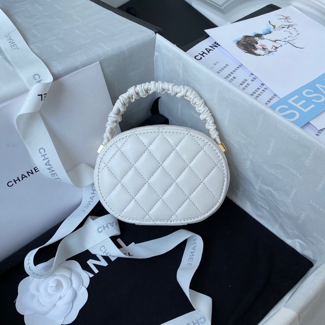 Chanel lambskin top handle bag AP27301 white