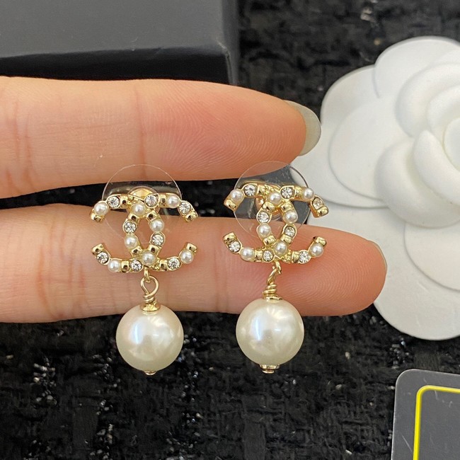 Chanel Earrings CE8201