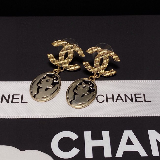 Chanel Earrings CE8323