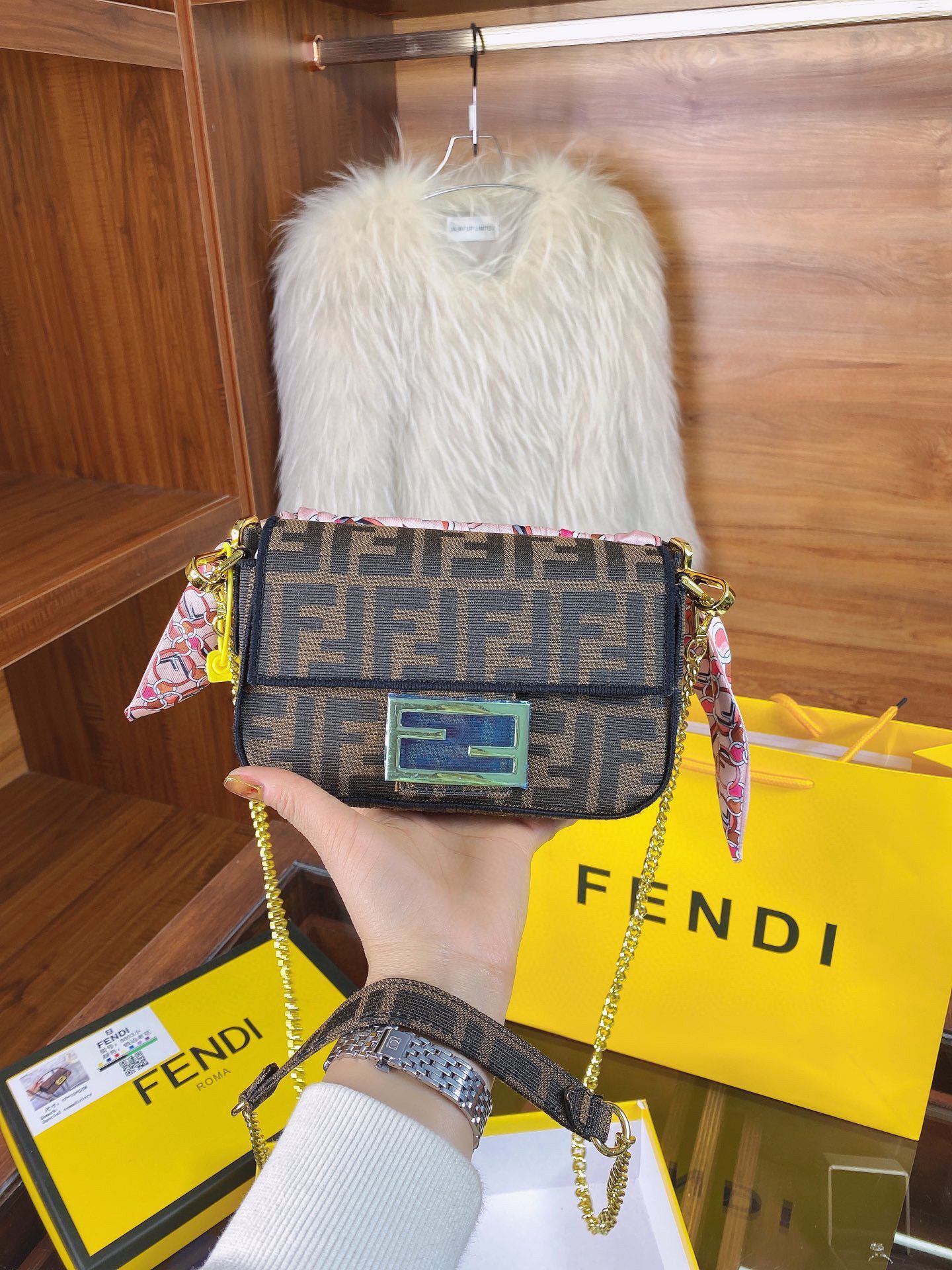 FENDI MINI BAGUETTE CHAIN FF fabric bag 8852 brown