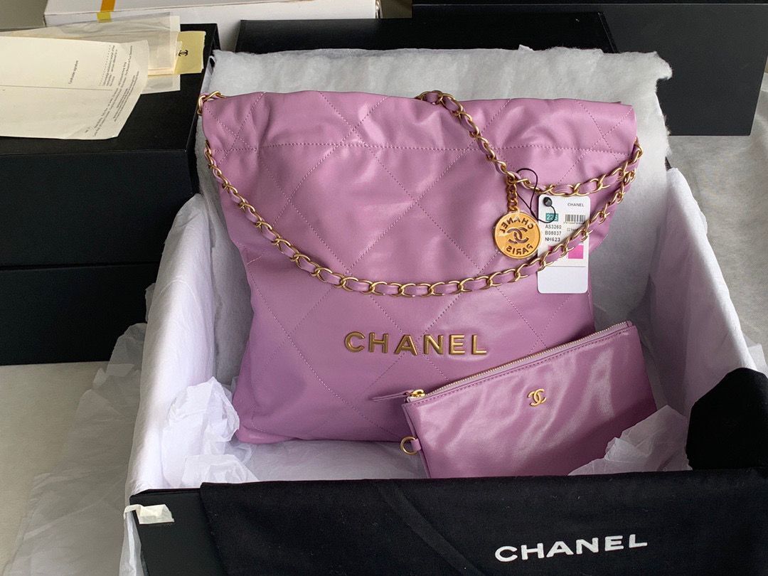 CHANEL 22 HANDBAG Shiny Calfskin & Gold-Tone Metal AS3261 AS3260 Purple