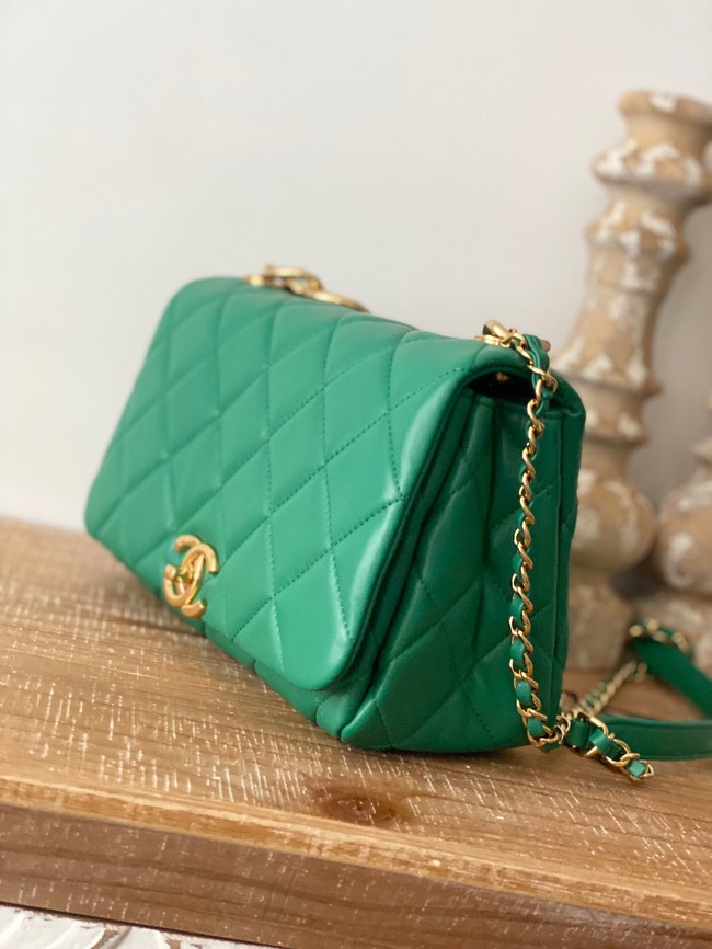 Chanel SMALL FLAP BAG Lambskin & Gold-Tone Metal AS3367 green