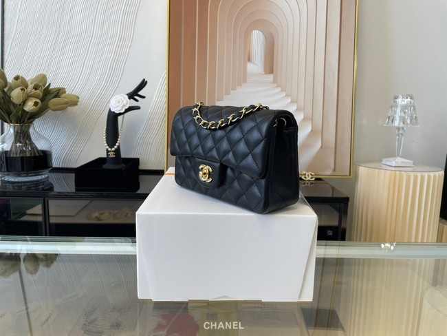 Chanel mini Classic Flap Bag Original Sheepskin Leather A1116 black&Gold-Tone Metal