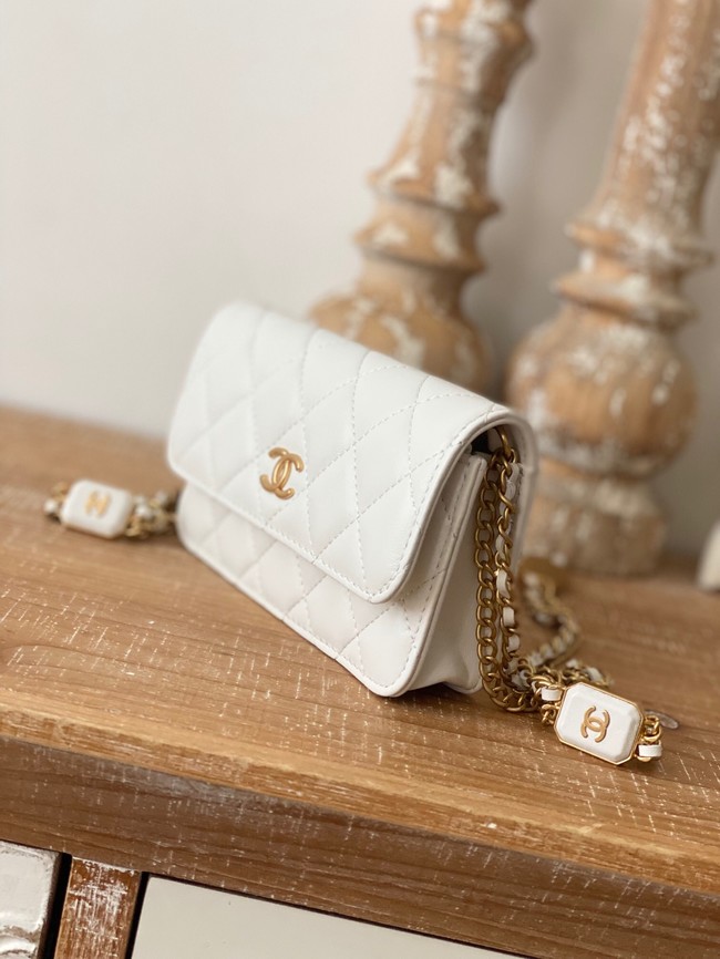 Chanel CLUTCH WITH CHAIN AP2929 white