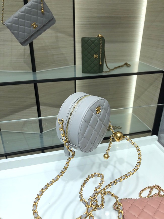 Chanel CLUTCH WITH CHAIN Lambskin & Gold-Tone Metal AS1449 gray