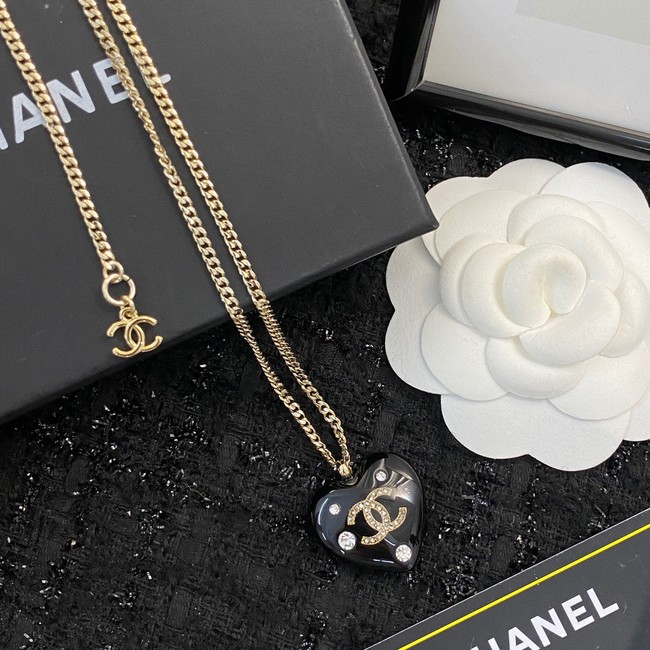 Chanel Necklace CE9050