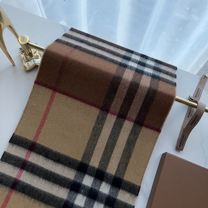 Burberry Scarf BBC00008